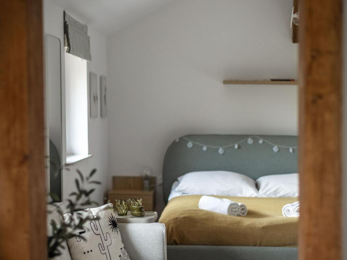 Apartament Przy Stawie Zdrojowym 库多瓦-兹德鲁伊 外观 照片
